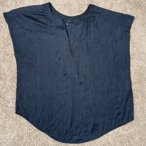 Banana Republic Blouse Womens L Black Snakeskin Lightweight Travel Minimalist